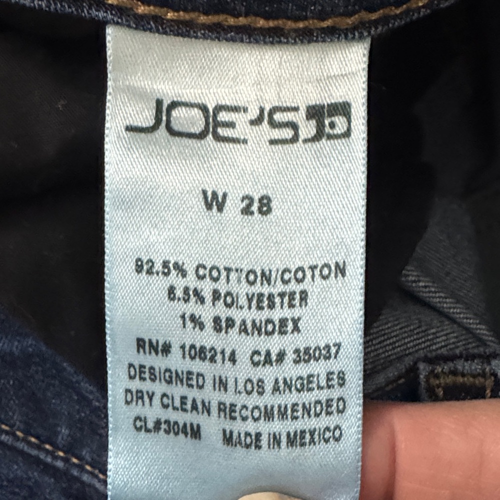 Joe’s Jeans cuffed capri denim - EUC - Picture 8 of 8